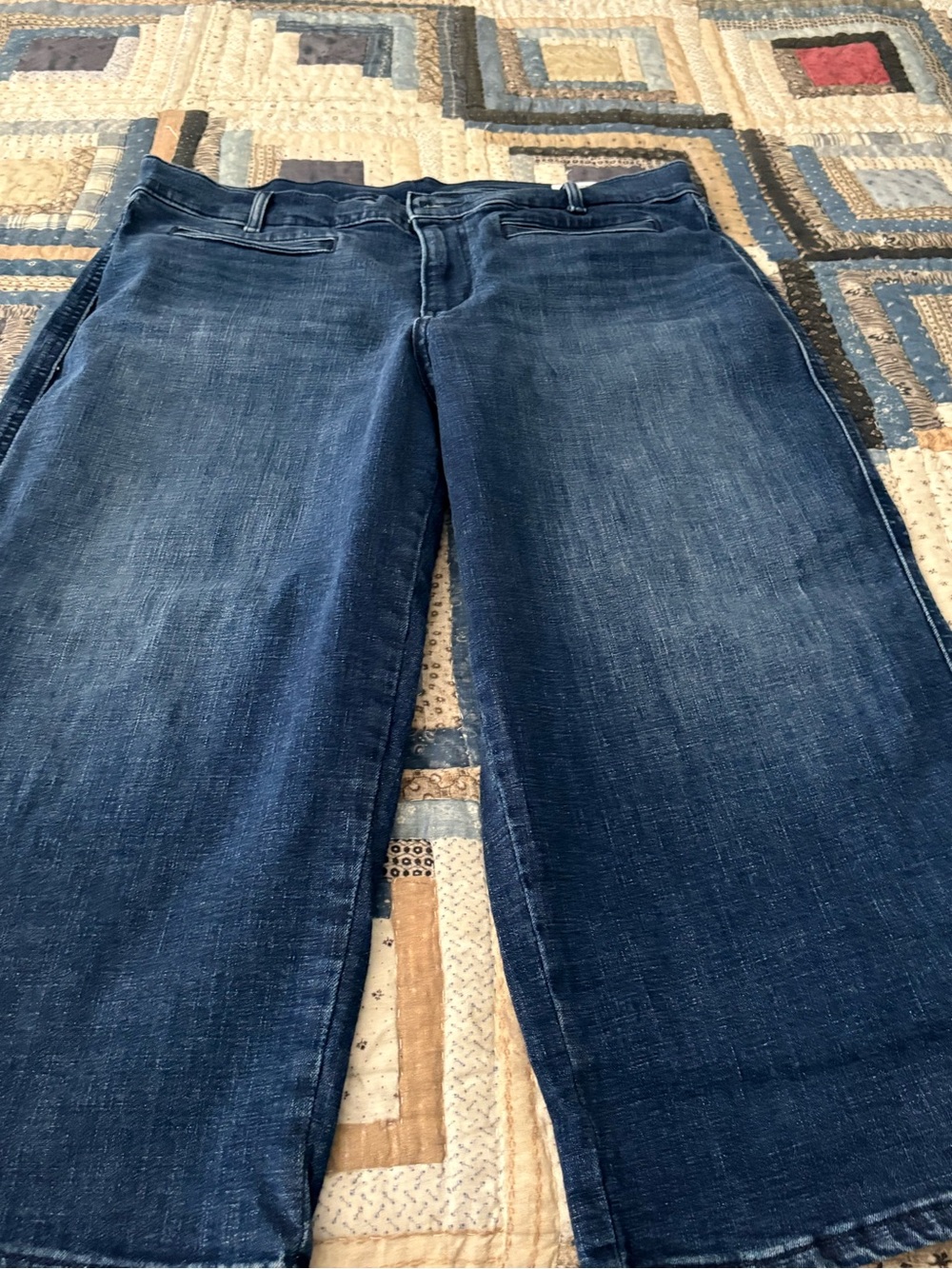 Levi's Dark Blue Wide-Leg Capris